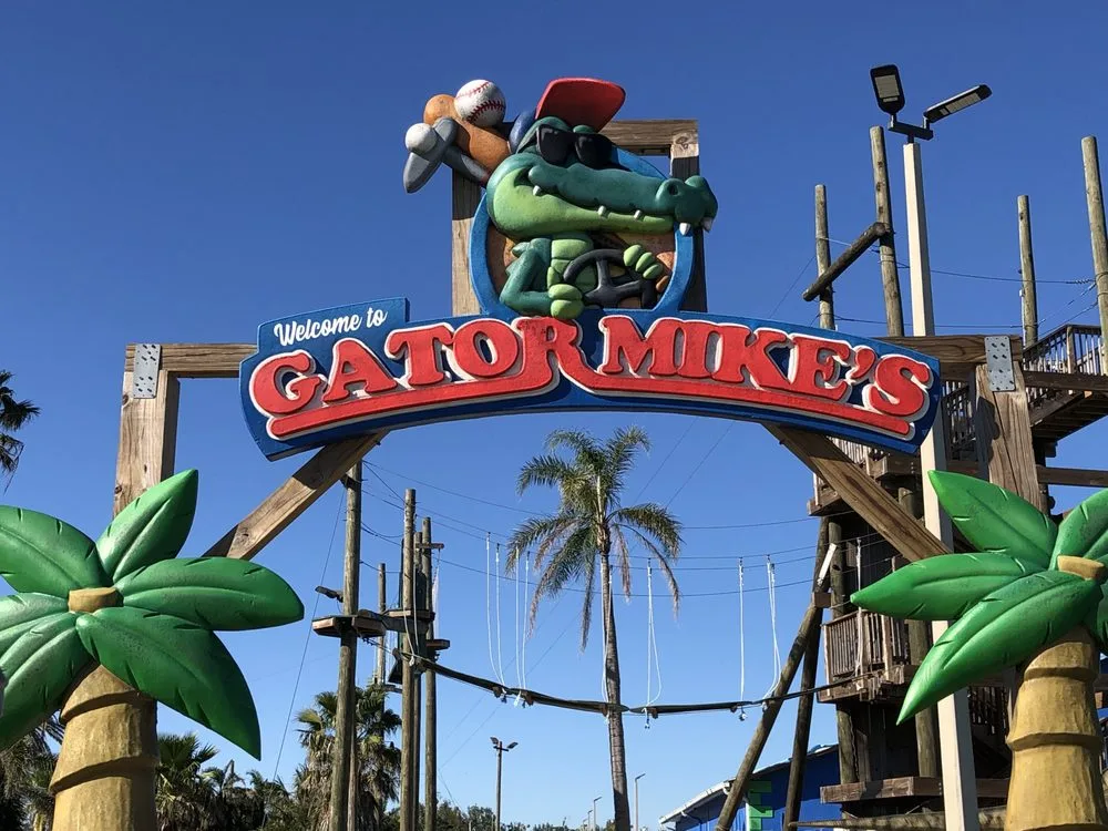 Gator Mike's Family Fun Park logo