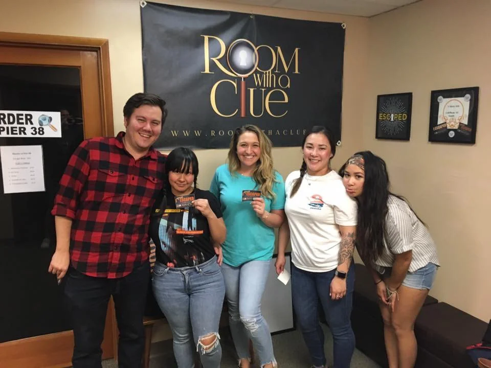 Room With A Clue image