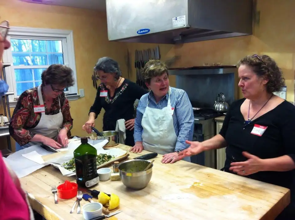 Cest Si Bon Cooking School image