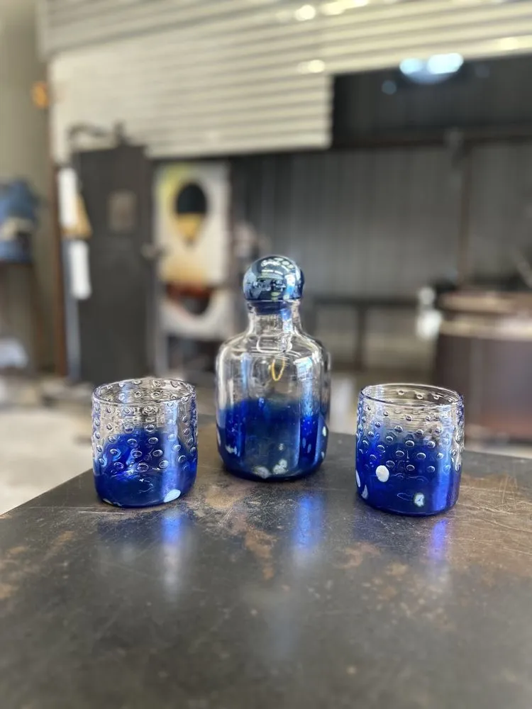 Phoenix Glass Center logo