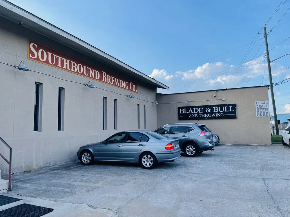 Blade & Bull Axe Throwing - Savannah image