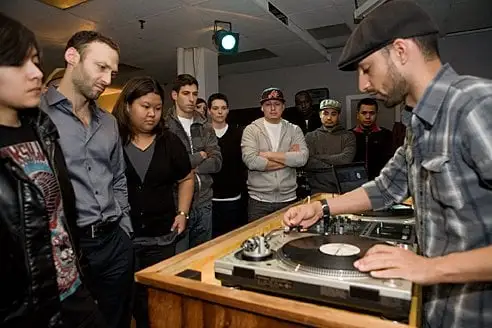 Scratch DJ Academy logo