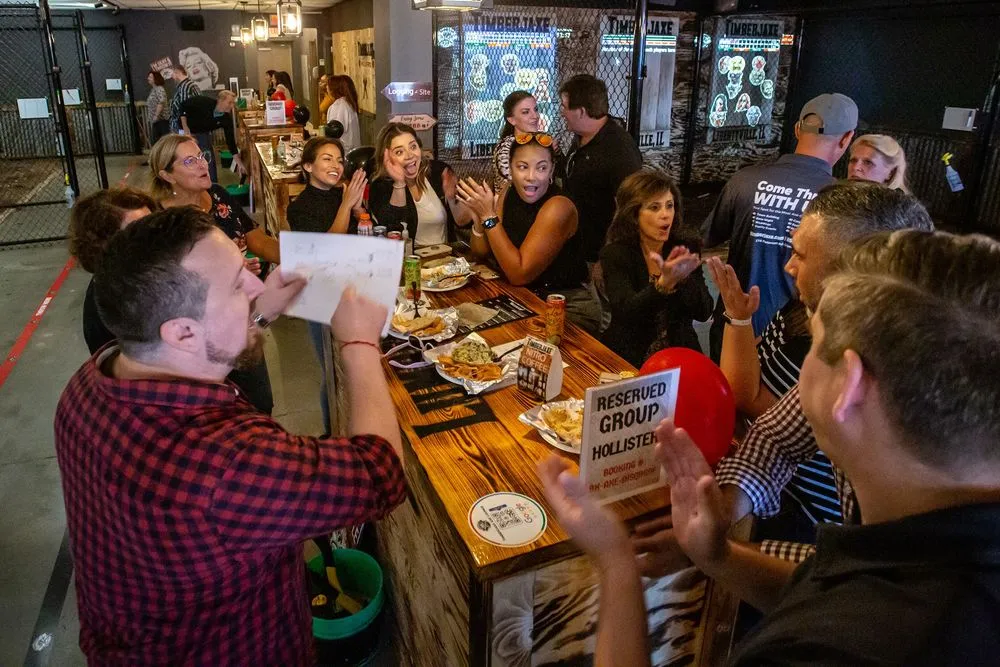 Timberjaxe Axe Throwing Lounge image