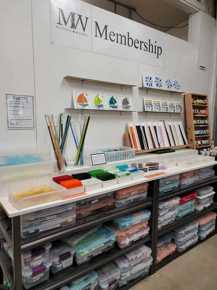 MoltenWorks Glass Studio image