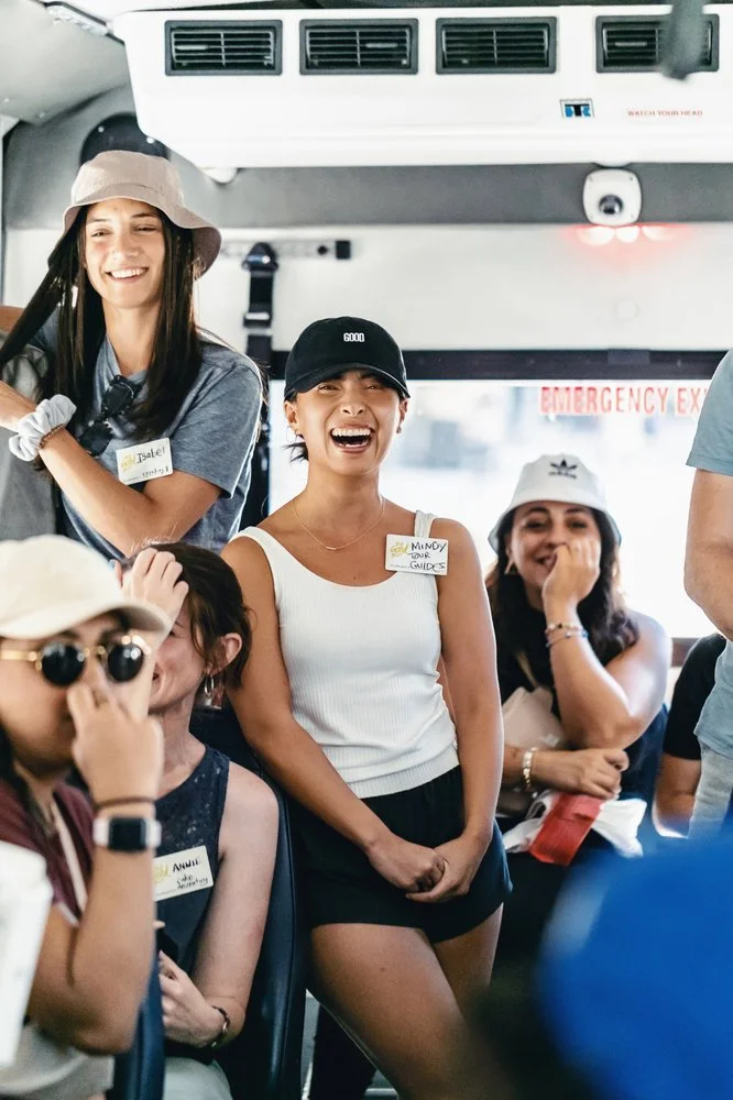 Do Good Bus image