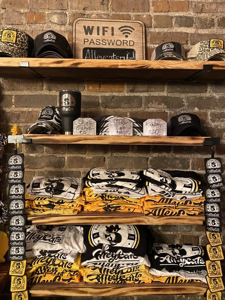 Alley Cats Axe Throwing Company image