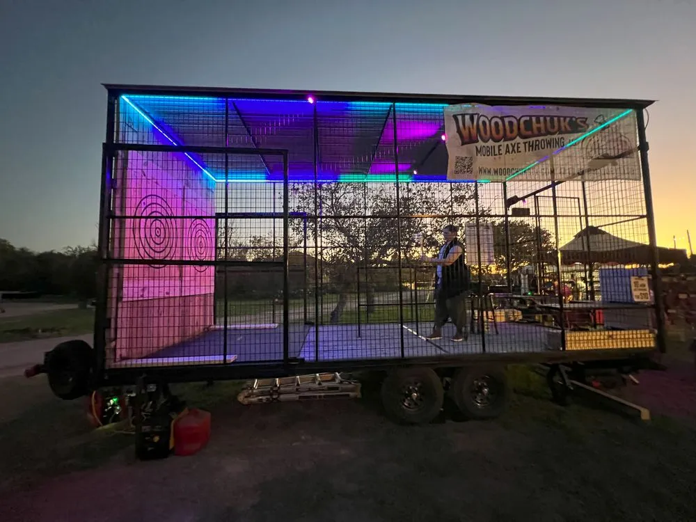 Woodchuk's Mobile Axe Throwing image