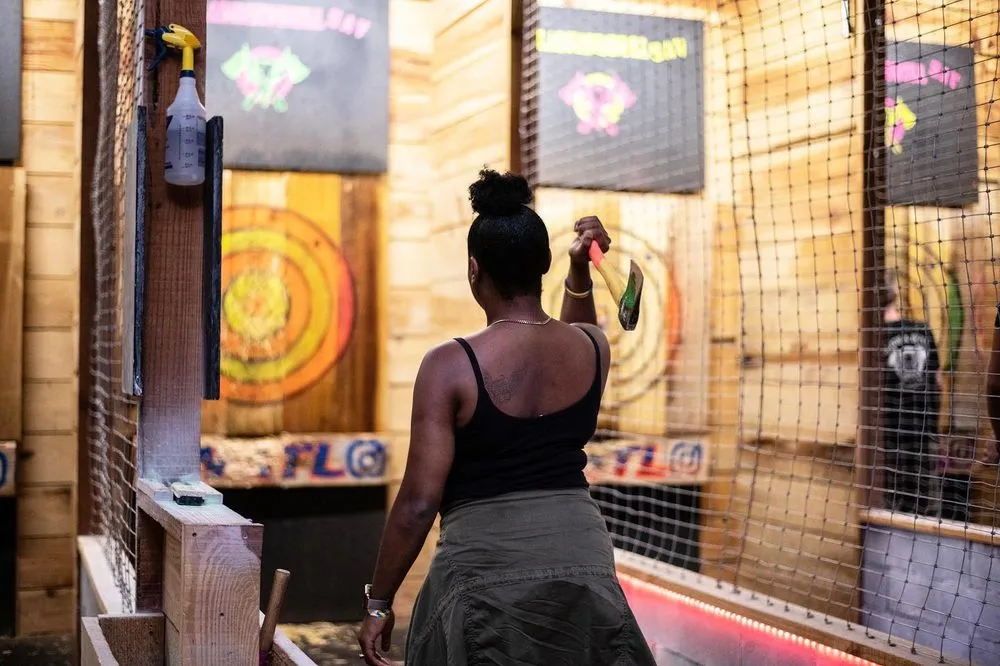 Blade & Bull Axe Throwing - Savannah image