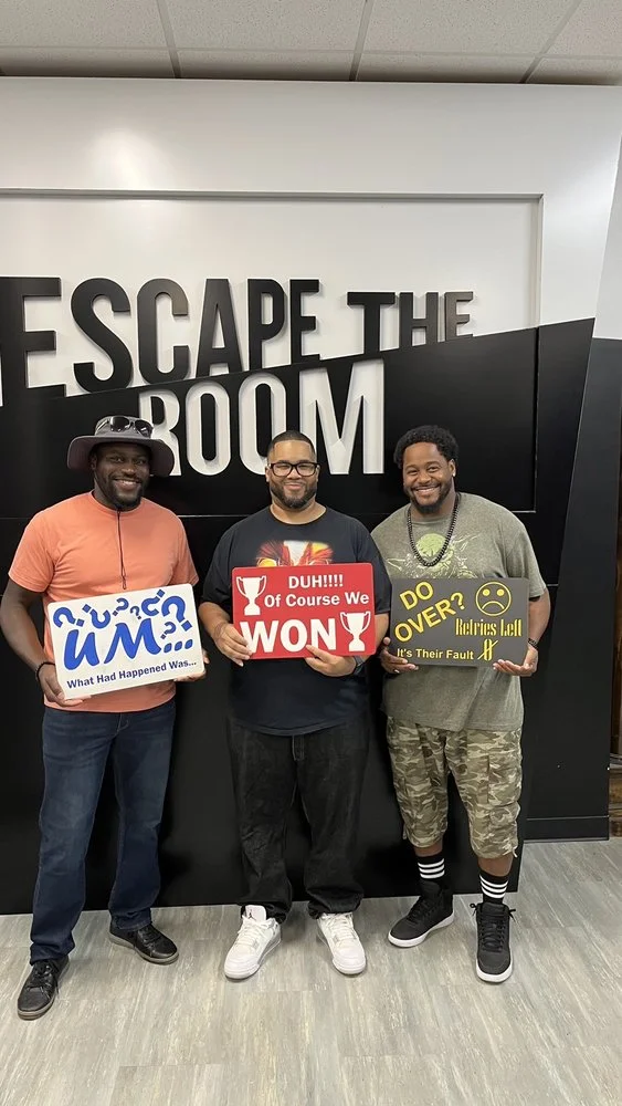Escape the Room Oak Brook logo