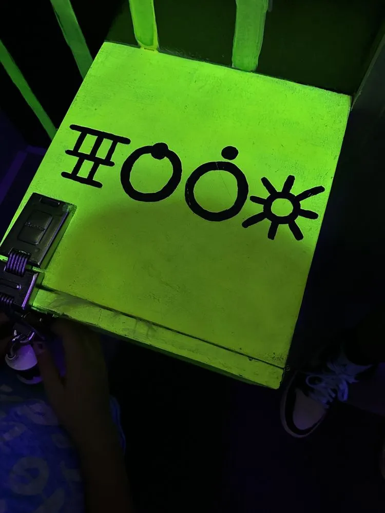 101 Escape Rooms logo