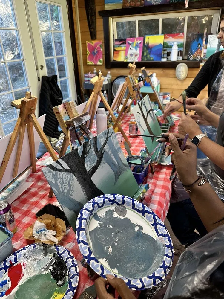 Paint & Picnic image