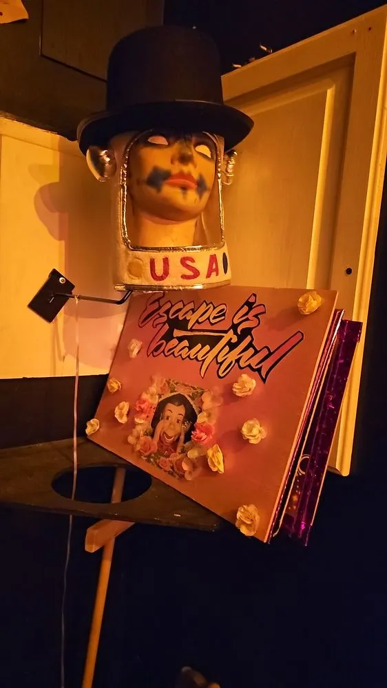 Breakout Escape Rooms Warren image