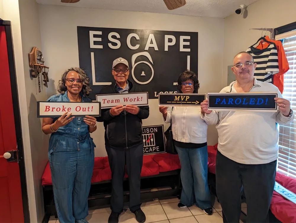 Escape LOL image
