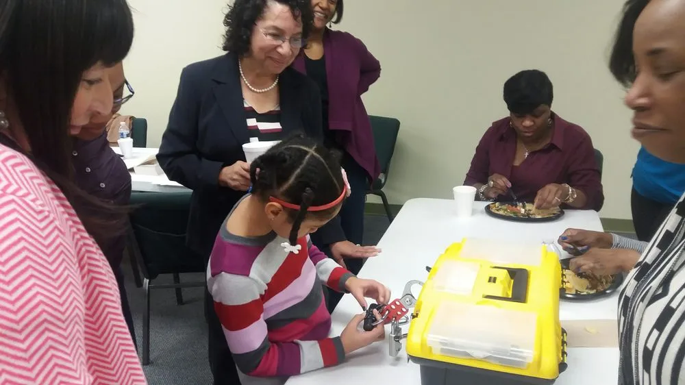 Big Sister Team Buildling image