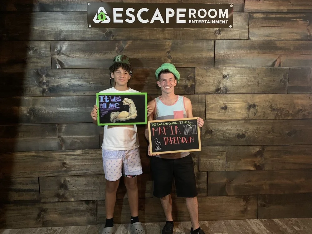 Escape Room Entertainment logo