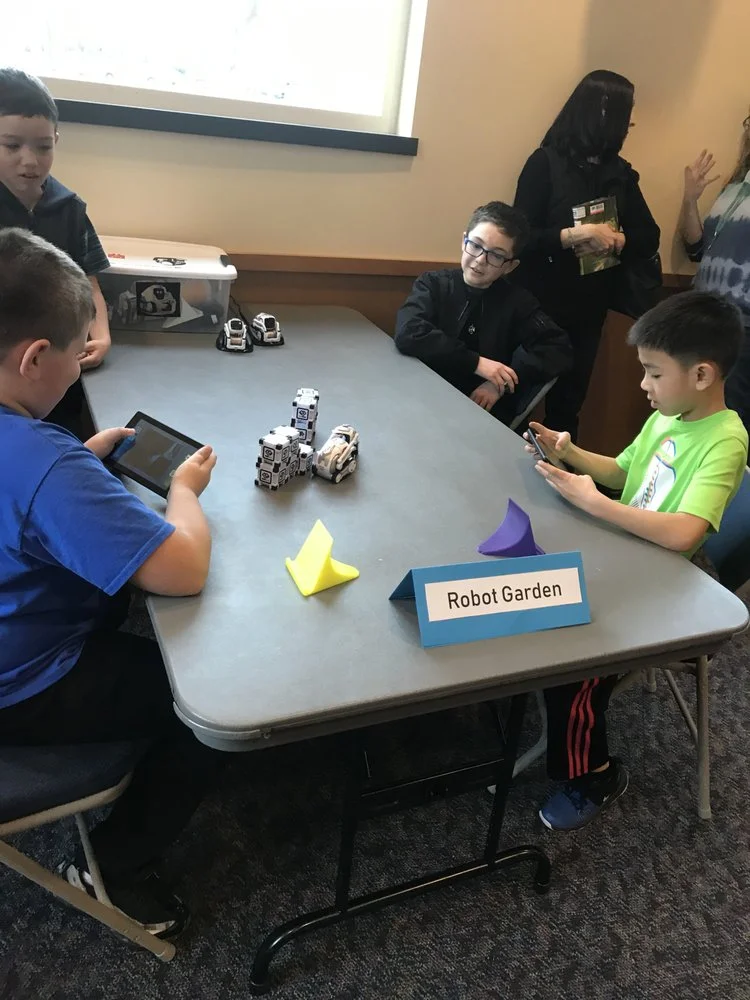 Robot Garden image