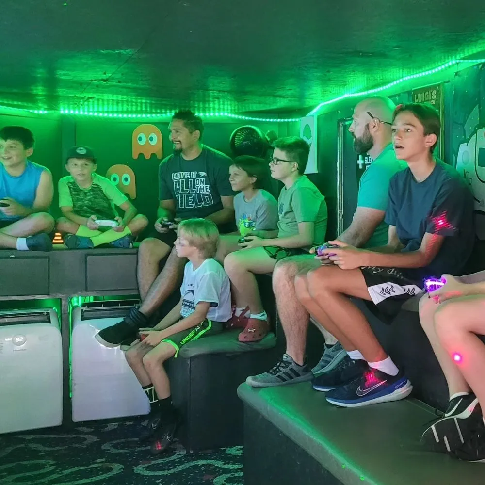 Luigi's Game Truck image