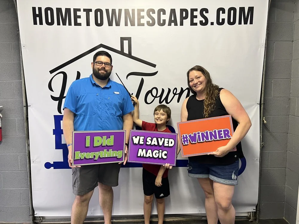 Hometown Escapes logo