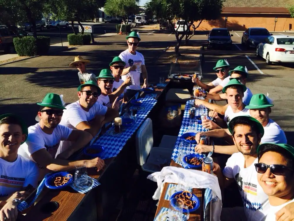 Tour De Tavern image