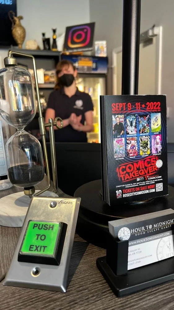 Hour To Midnight - Room Escape Games image