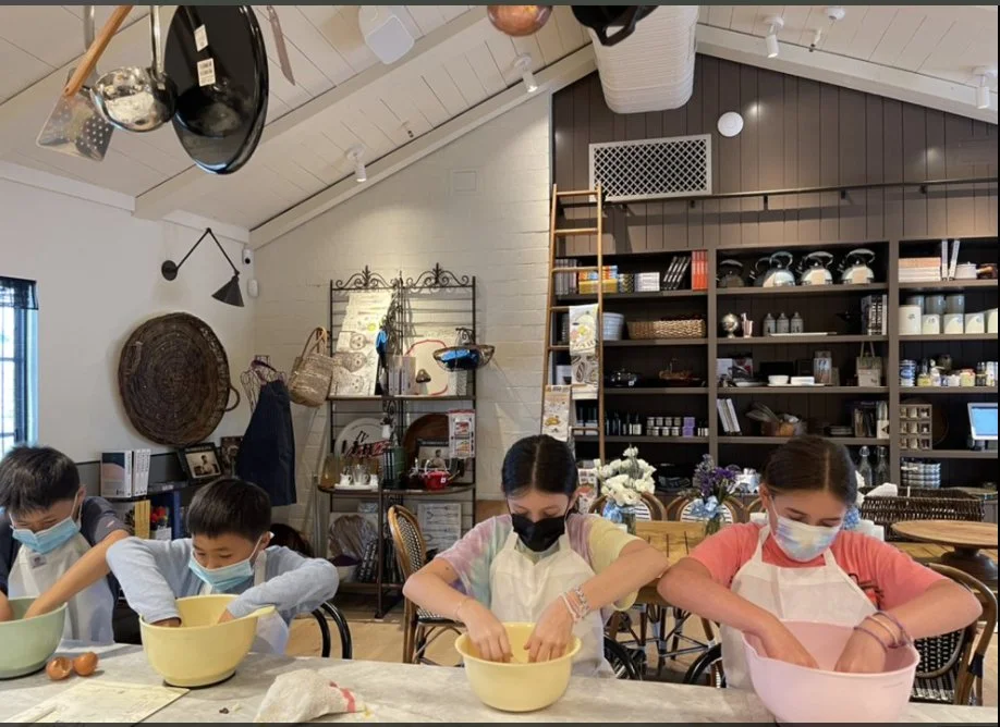 Violet Cooking School image