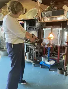Agnes of Glass Studio Gallery