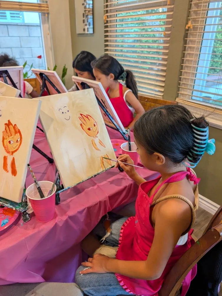 Queen of Arts Paint Parties image