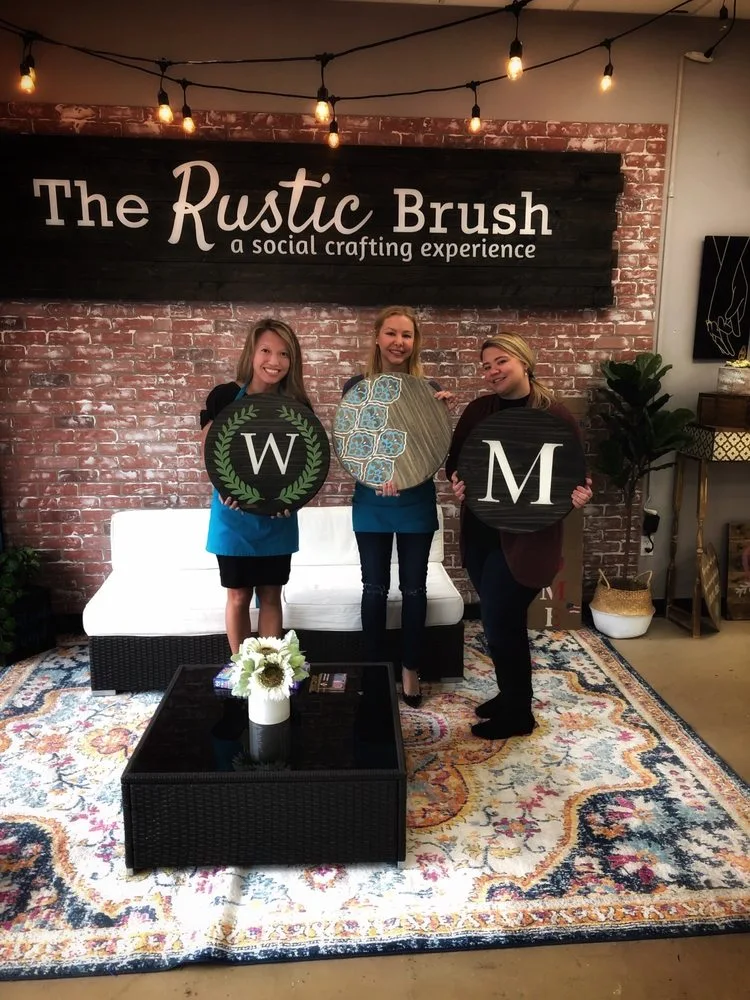 The Rustic Brush - Sugar Land logo