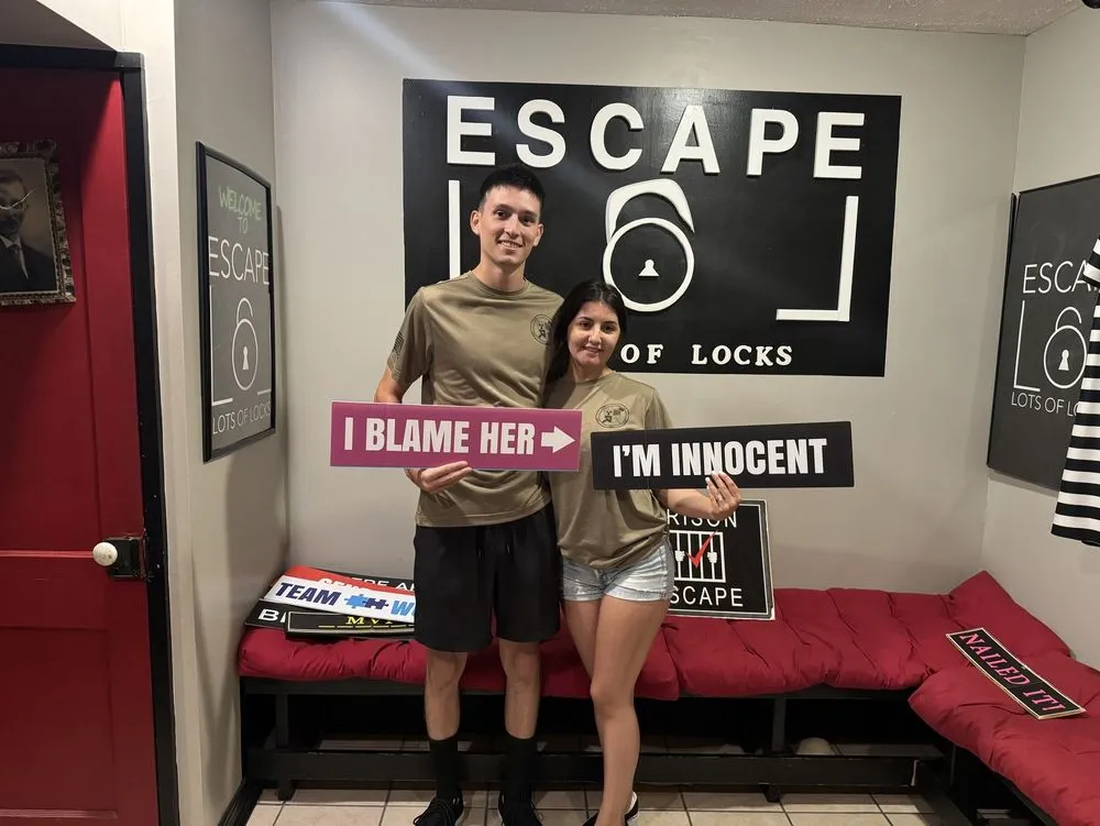 Escape LOL image