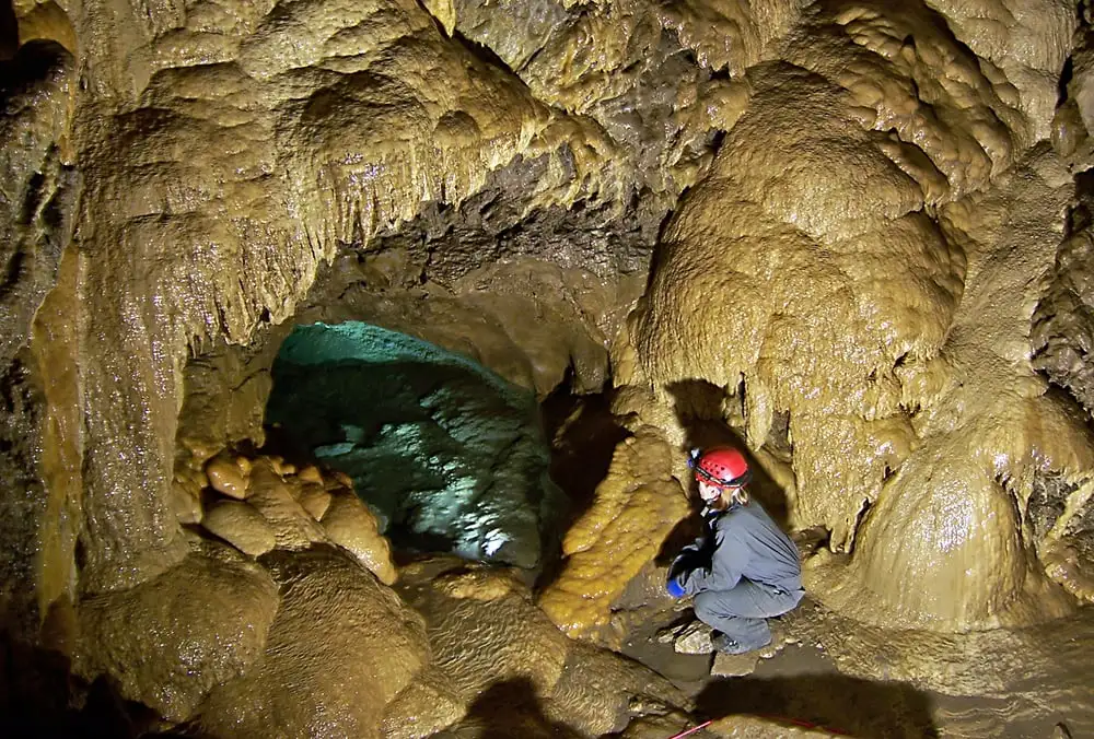 Canmore Cave Tours image