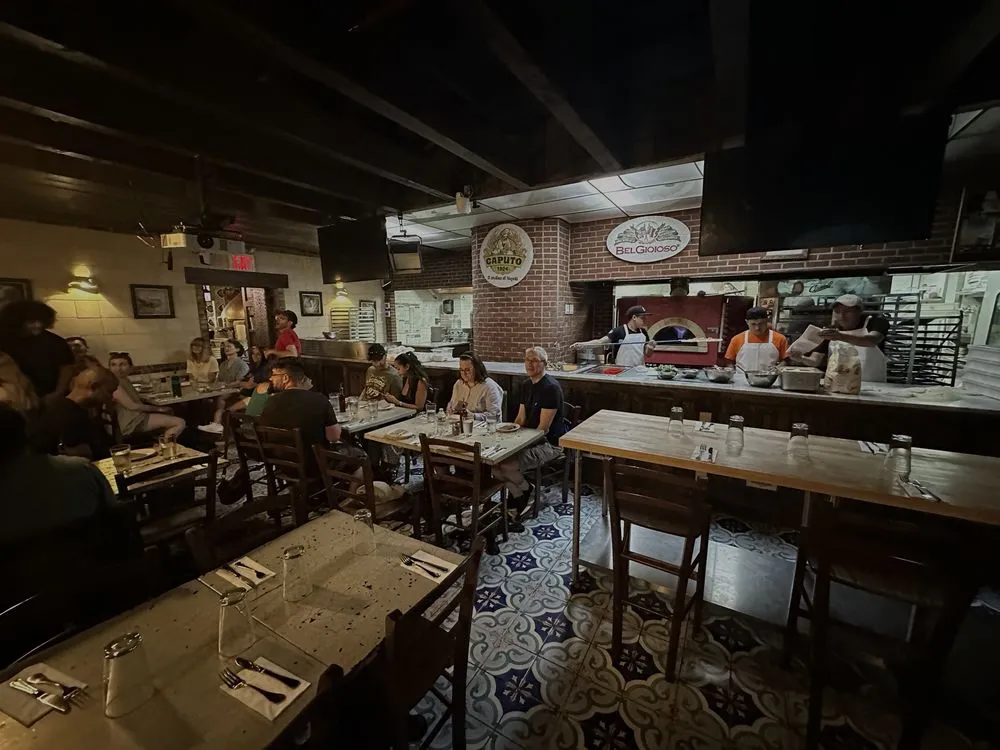 Scott's Pizza Tours image