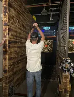Hotshots Axe Throwing