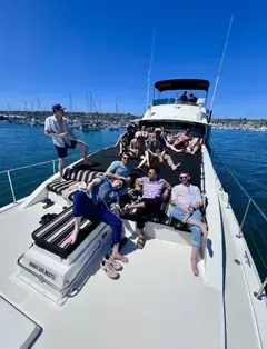 Champagne Yacht