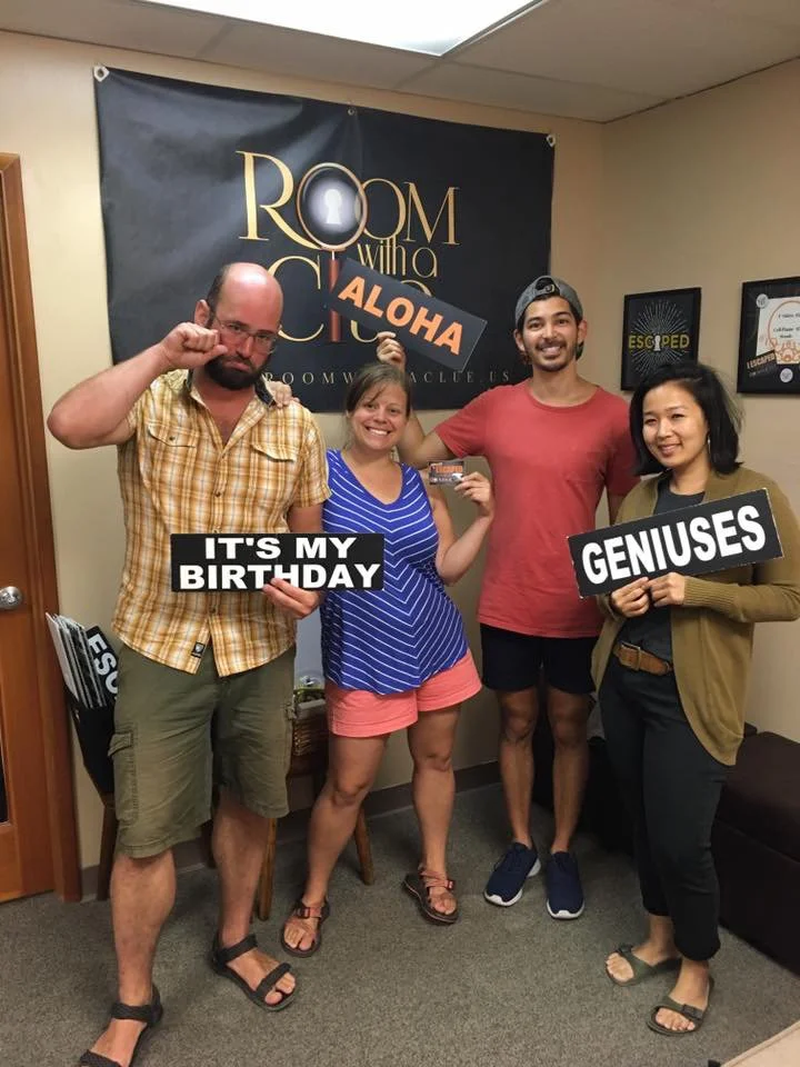 Room With A Clue image