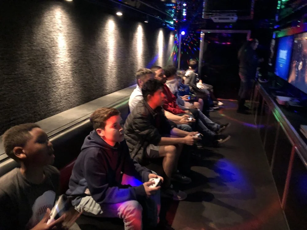 1-Up Game Truck image