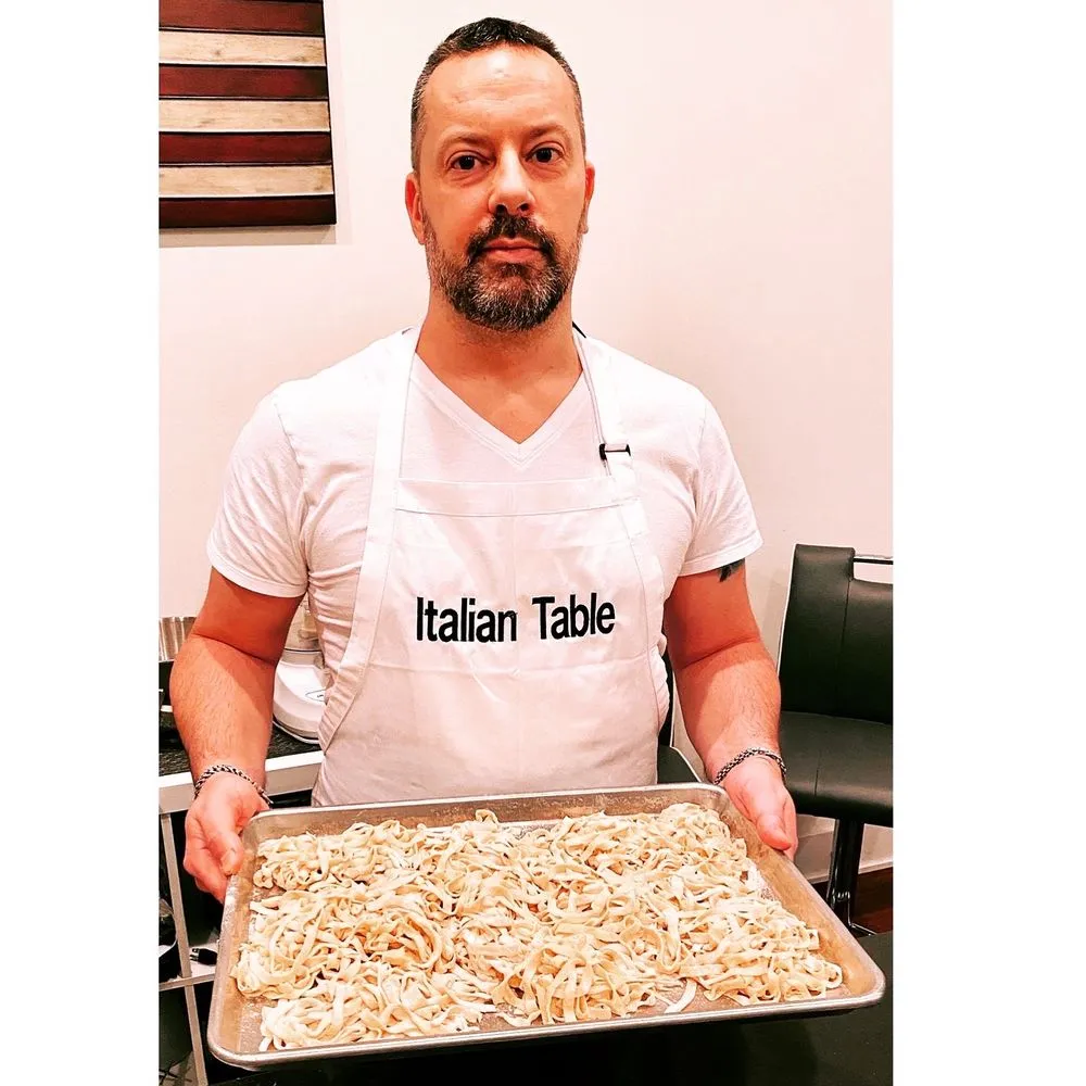Italian Table logo