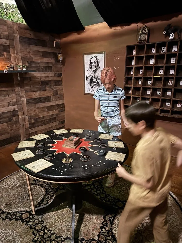 The House of Clues image