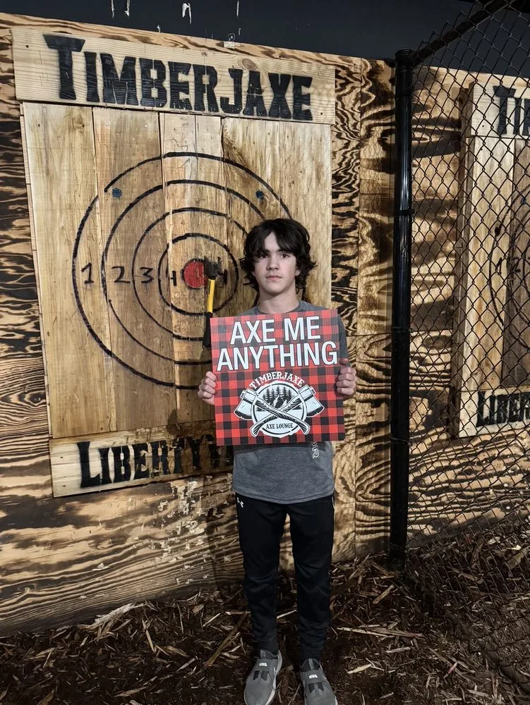 Timberjaxe Axe Throwing Lounge image
