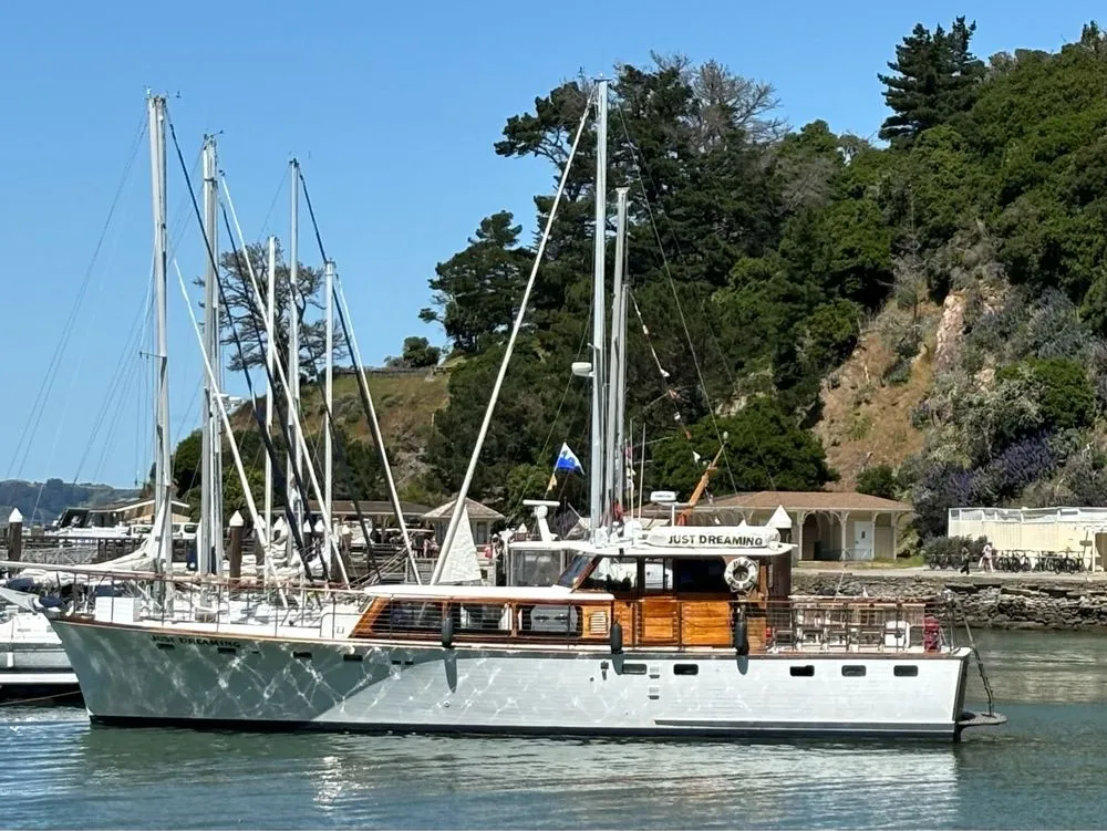 Just Dreaming Yacht Charters image