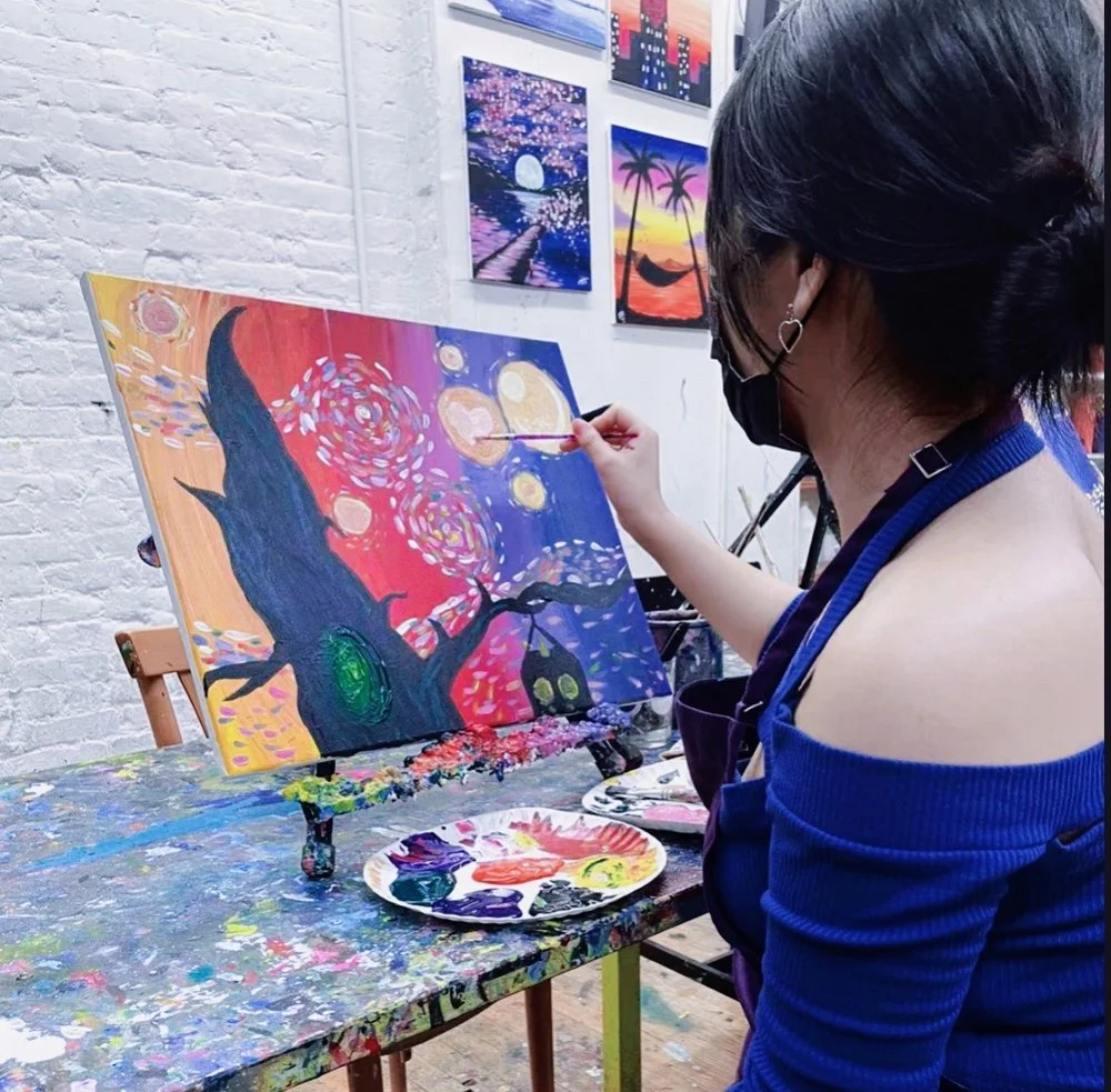 Painting Lounge image