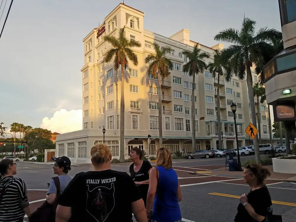 Downtown Bradenton Ghost Tour logo
