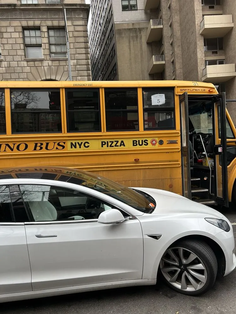 Scott's Pizza Tours image