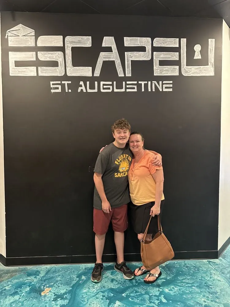Escape U image