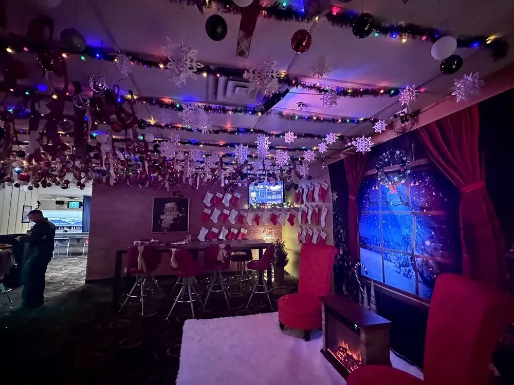 Chipper's Lanes - Horsetooth Center image
