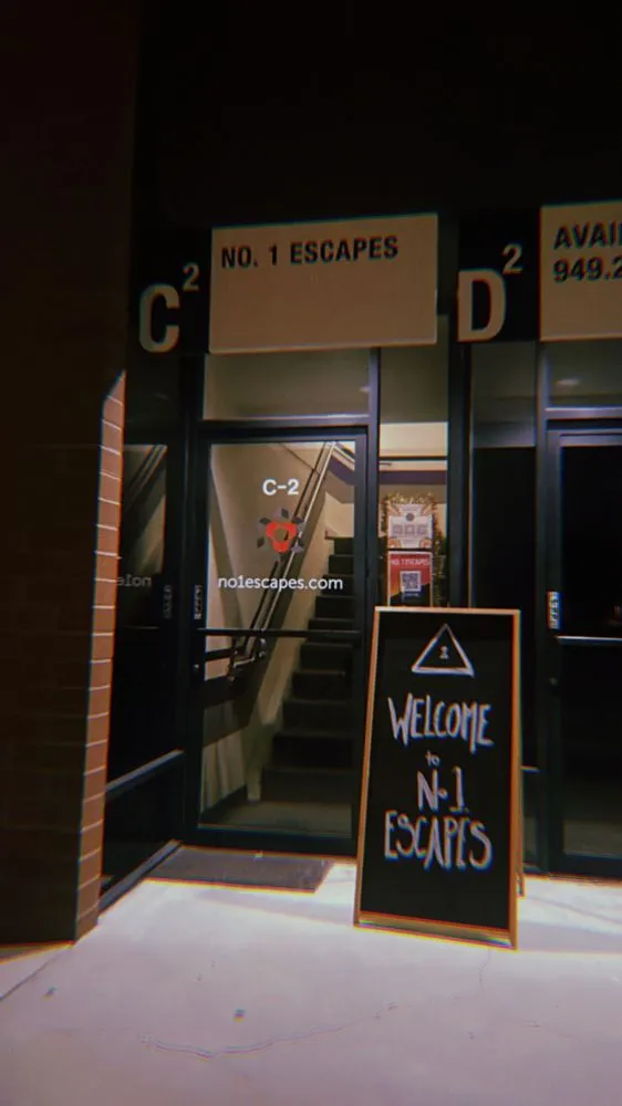 No.1 Escapes image
