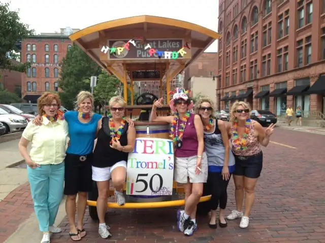 Great Lakes Pub Cruiser image