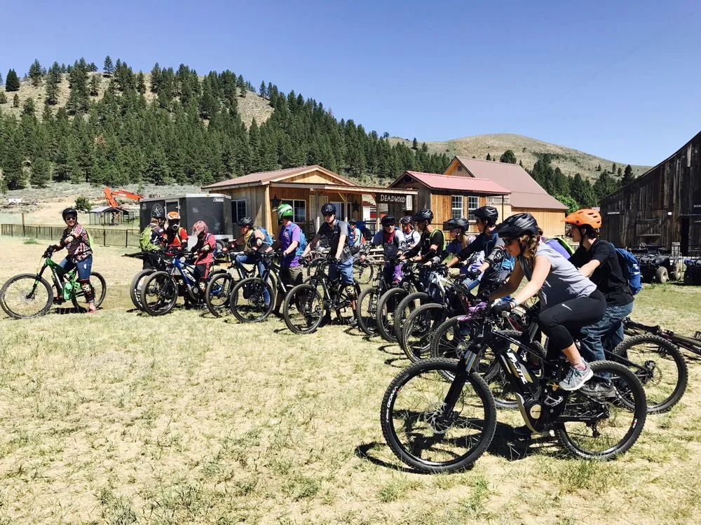 Ecobike Adventures | the Lost Sierra logo