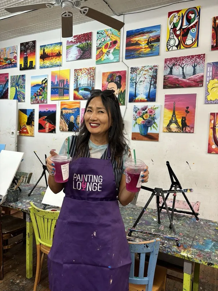 Painting Lounge image