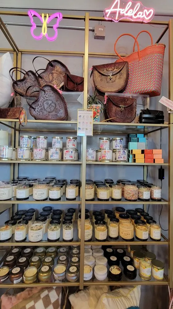Di Luna Candles image